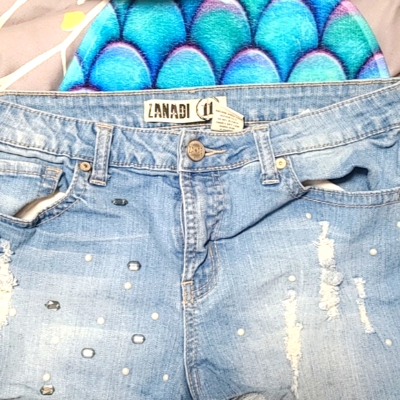 SEXY ZANADI Distressed Bedazzled SIZE 11 SHORTS - Picture 5 of 5